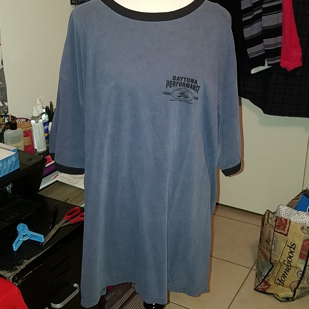 Daytona Performance Tee